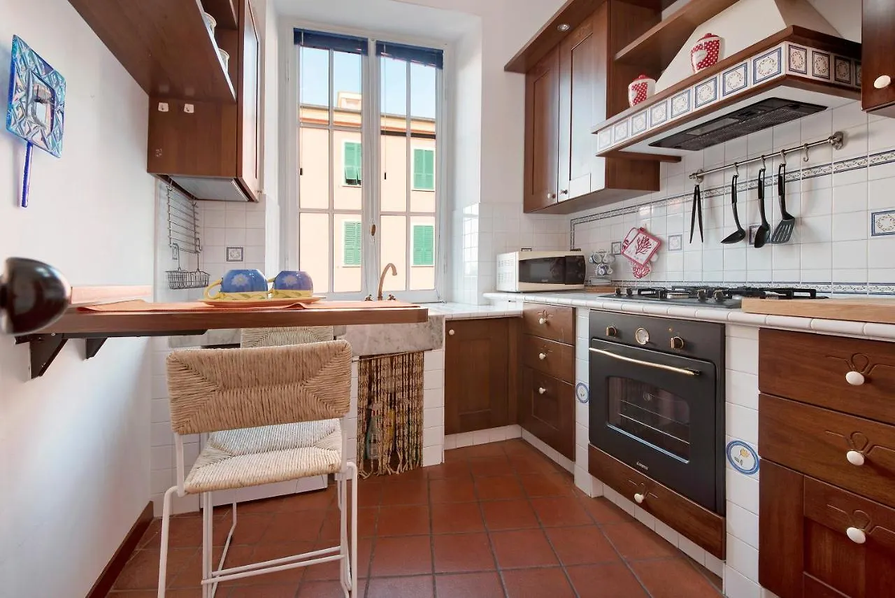 A Due Passi Dal Mare Apartment Chiavari 0*,