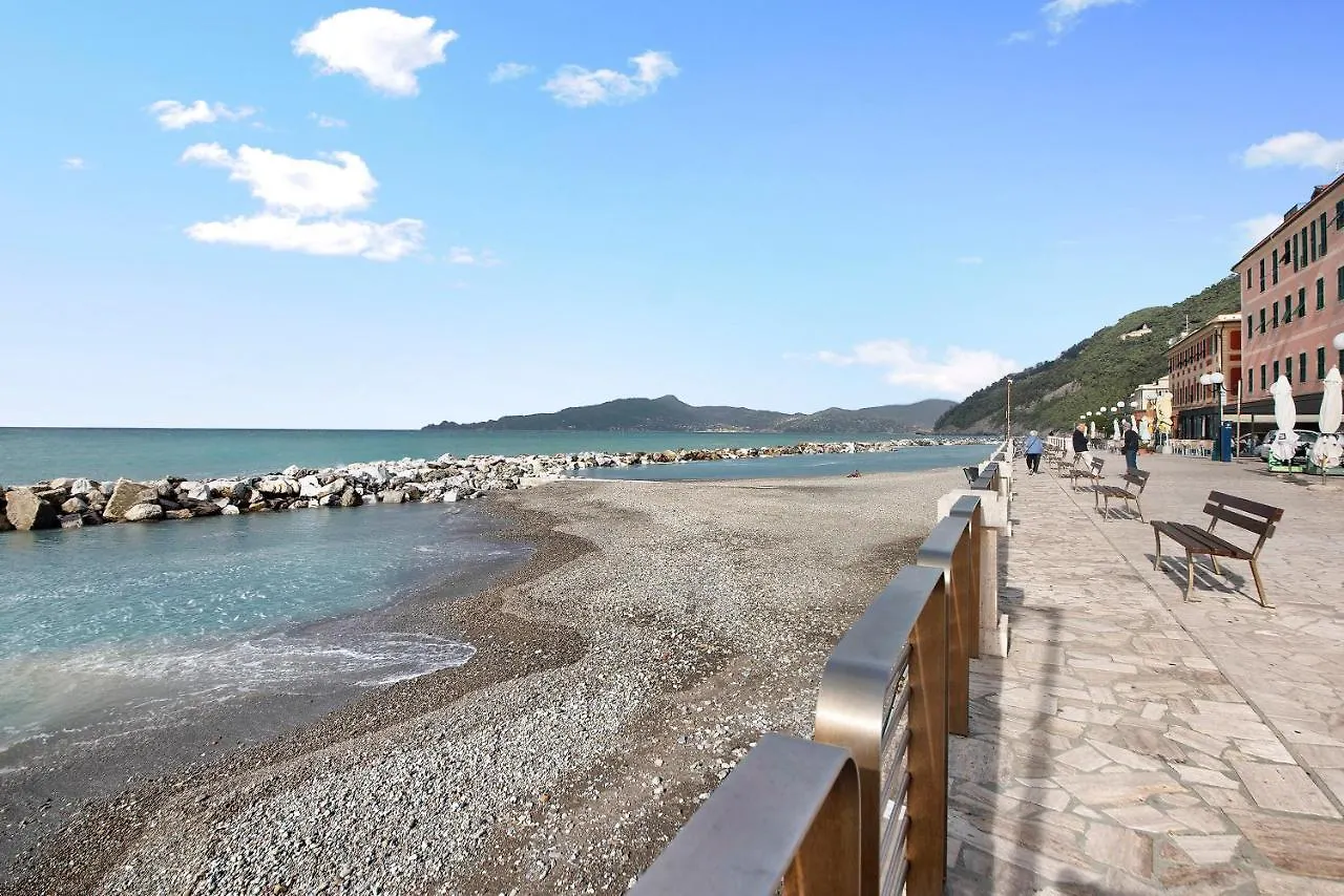 A Due Passi Dal Mare Apartment Chiavari Italy